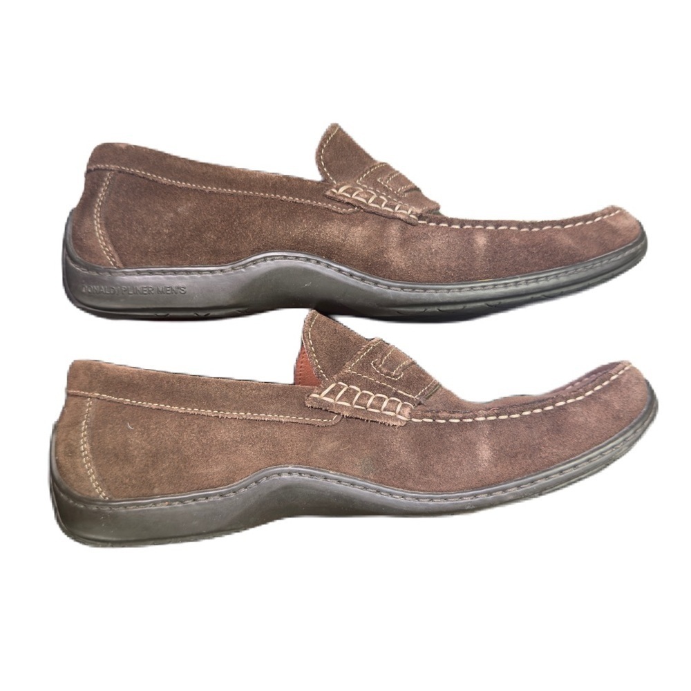 Donald Pliner mens brown suede driving moccasin casual loafers. Size 11